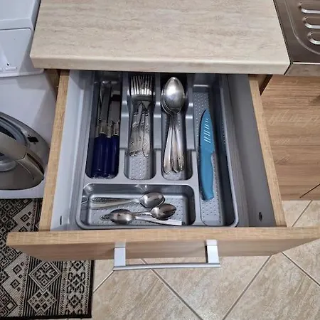 Apartman τα χελιδόνια- The Swallows Néa Mihanióna