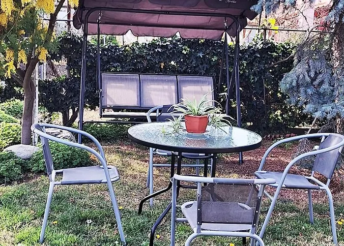 公寓 τα χελιδόνια- The Swallows 尼亚米卡尼奥纳